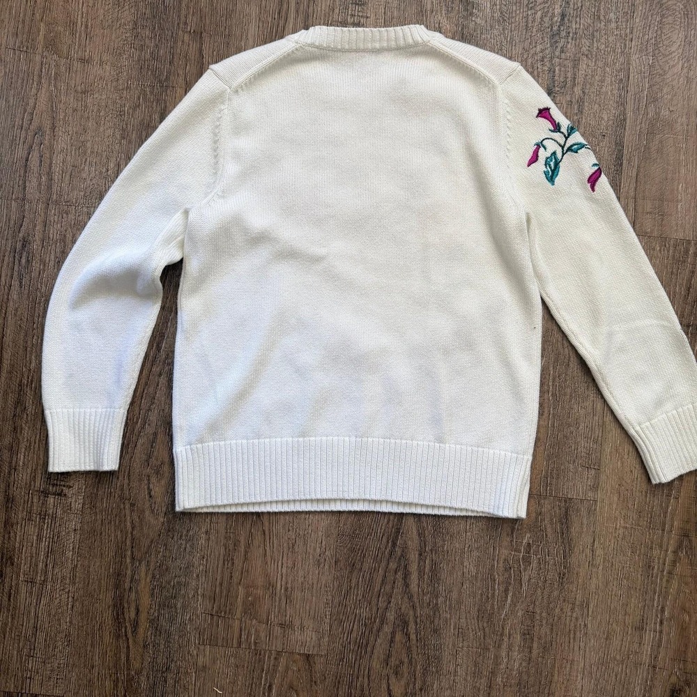 Carlisle New York Floral Embroidered Knit Sweater Ivory Medium Crew Neck EUC - Picture 2 of 4